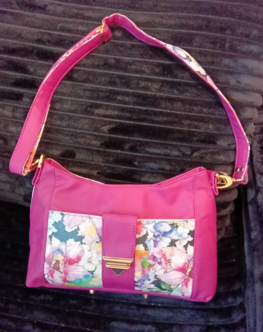 Magenta Floral Accent Shoulder Bag